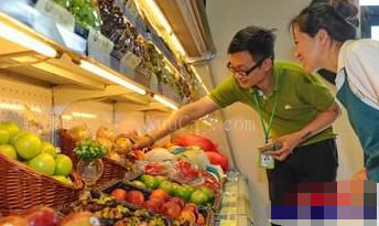 卖水果做视频营销，他一夜涨了20万粉丝！